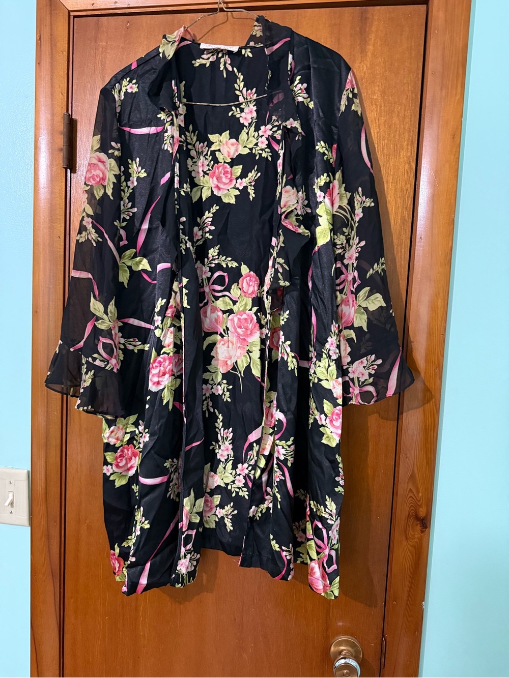 Oscar de la Renta Black Satin Floral Wrap Robe with Pink & Green Roses